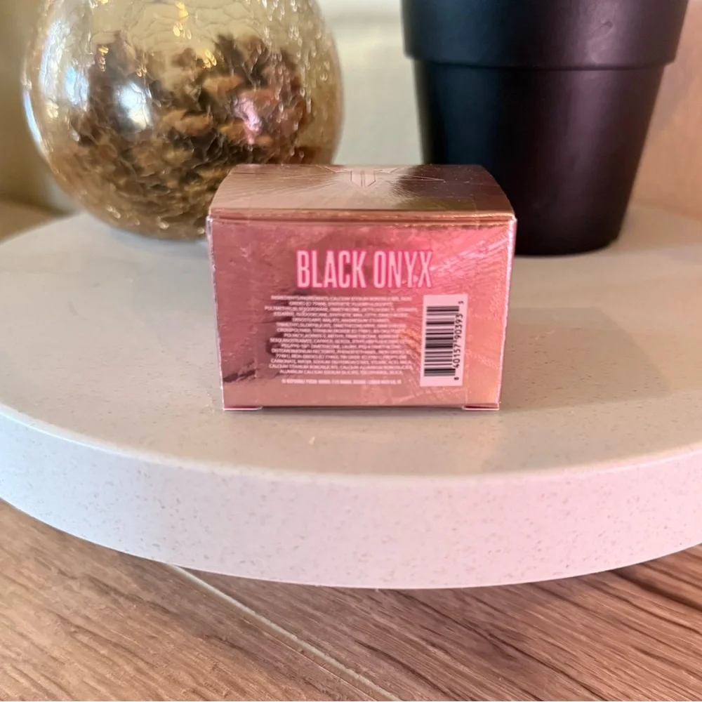 Jeffree Star Cosmetics Black Onyx Eye Gloss Powder Makeup NEW